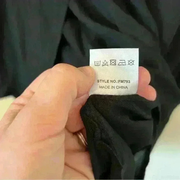 Rachel Coal Black Asymmetrical Button Blouse Size M - Picture 7 of 7